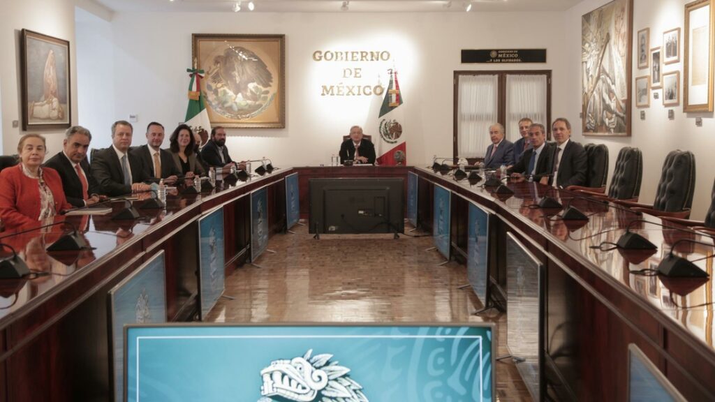 AMLO acuerdo con empresas de telefonía