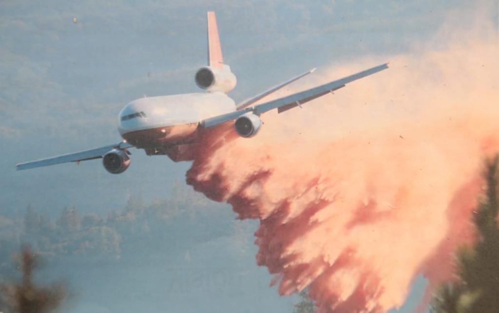 Avión DC-10 contratado por gobierno de Coahuila para combatir incendio Sierra de Arteaga