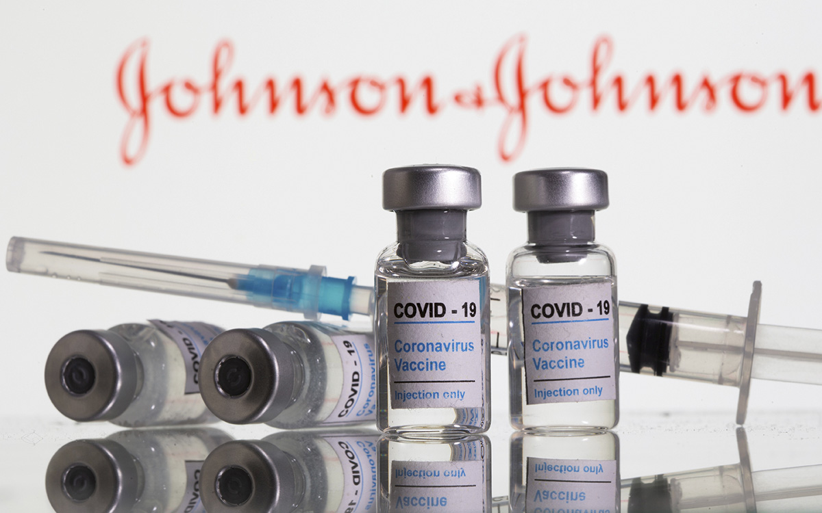 FDA recomienda suspender uso de vacuna Johnson & Johnson en EU por trombosis