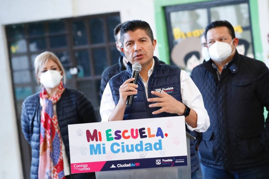 eduardo rivera, mejora de escuelas, diario sin secreto, noticias puebla, periodicos de puebla