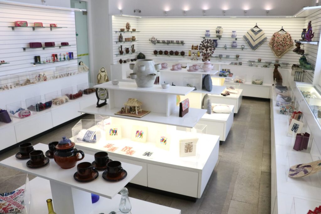 Secretaría de Cultura Inauguró dos tiendas de Artesanías