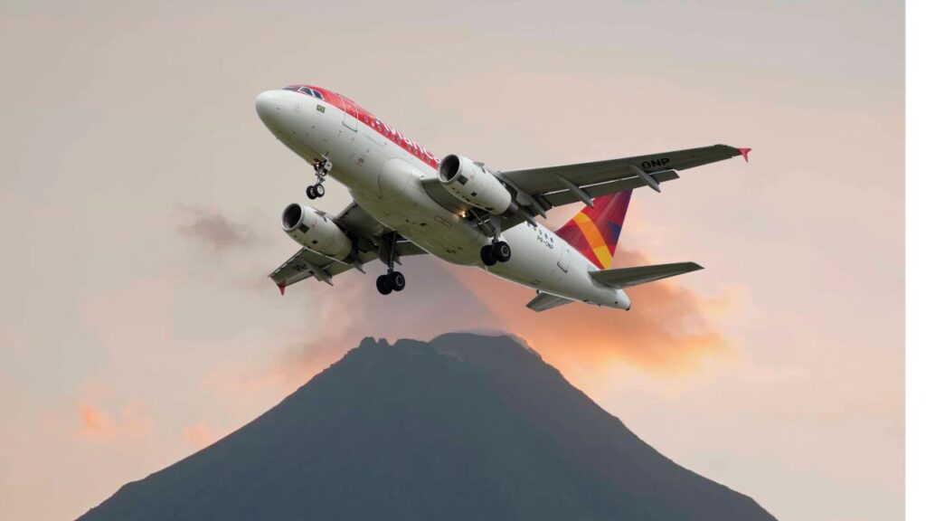 cancelan y retrasan vuelos puebla