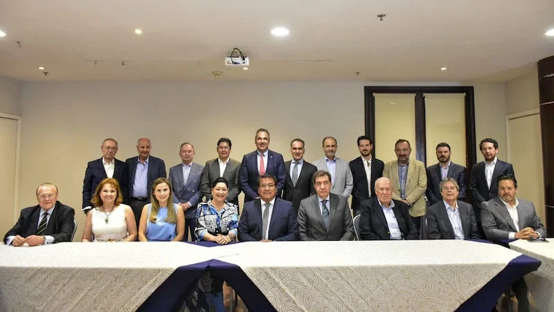 Julio Huerta se reunió con miembros del Club de Empresarios - Diario sin  Secretos