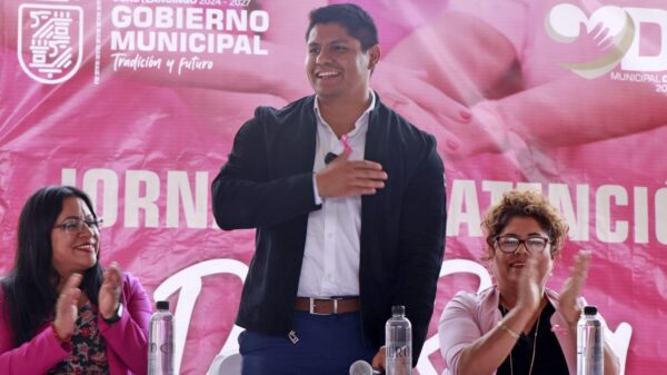 omar muñoz, cuautlancingo, noticias, dia de la mujer, dia rosa, noticias cuautlancingo, noticias puebla, hoy, municipios, municipio