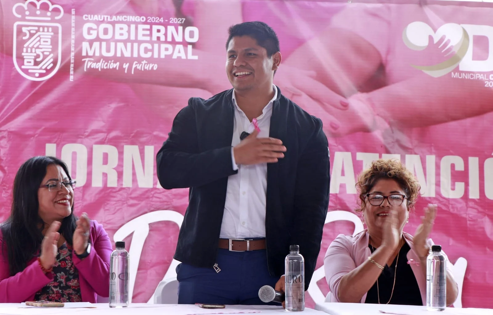 omar muñoz, cuautlancingo, noticias, dia de la mujer, dia rosa, noticias cuautlancingo, noticias puebla, hoy, municipios, municipio