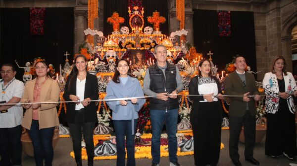 corredor de ofrendas, pepe chedraui, ayuntamiento de puebla, dia de muertos, fiestas muertos, hoy, puebla capital