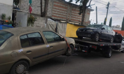 Vialidad inició retiro de vehículos abandonados en Santiago Momoxpan