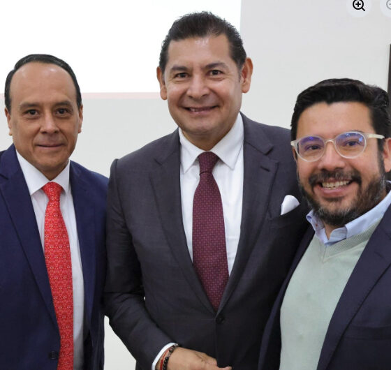 Armenta oficializó llegada de Jorge David Cortés,  como director de Comunicación Social de su gobierno