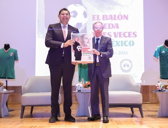 El libro “El balón rueda tres veces en México” proyecta legado mundialista
