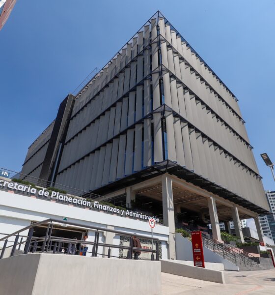 Ante daños por lluvias Gobierno realiza mantenimiento a edificio de planeación