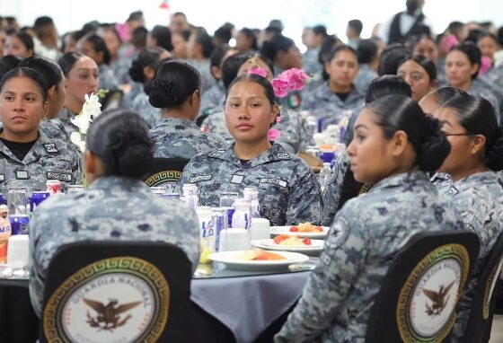 Entregan reconocimientos a miembros de la Guardia Nacional