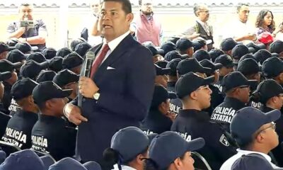 Llamado de Armenta a nuevos policías: «Arrebaten a la delincuencia a nuestros jóvenes».