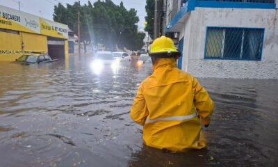 A pesar de inundaciones y violencia, se vive la pasión mundialista