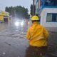 A pesar de inundaciones y violencia, se vive la pasión mundialista