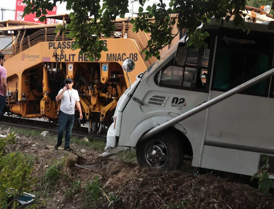 21 lesionados del choque entre tren y Ruta 50