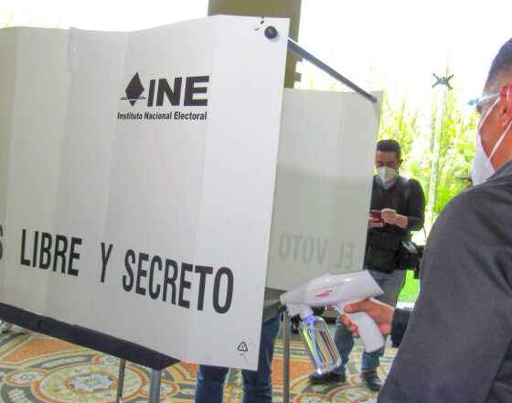 Coalición PRI -UDC adelanta en las elecciones de Coahuila; MORENA denuncia compra de votos 