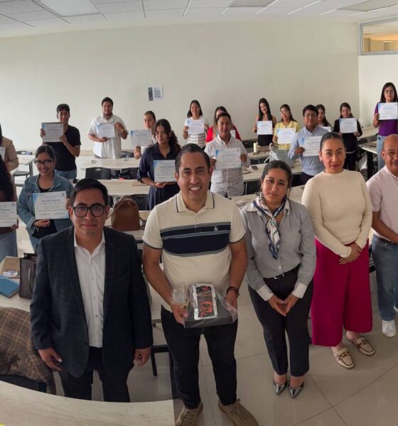 IPMP analiza experiencias de docentes para mejorar su formación profesional