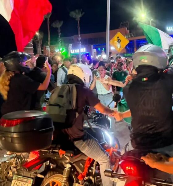 17 lesionados tras atropellamiento en festejos de México en Cabo San Lucas