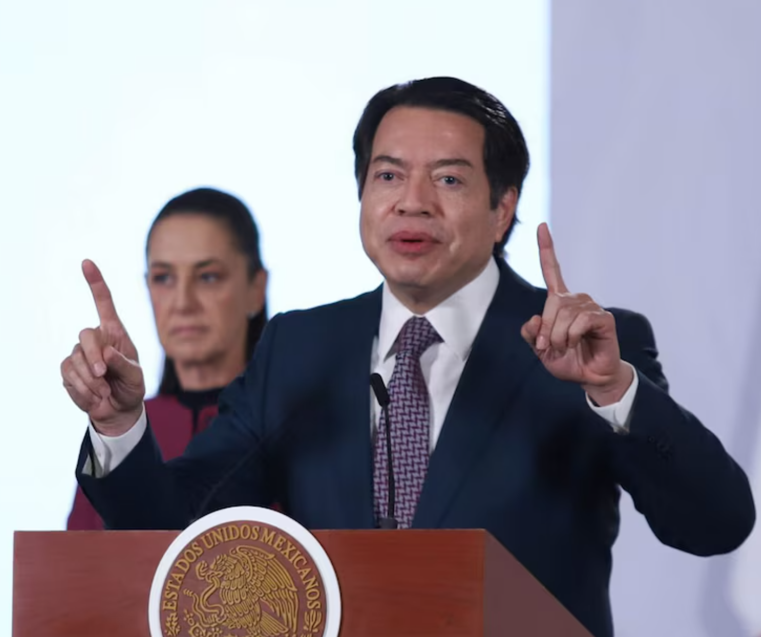 SEP revisará escuelas particulares tras caso Dafne; advierte que no avala modelos educativos militarizados