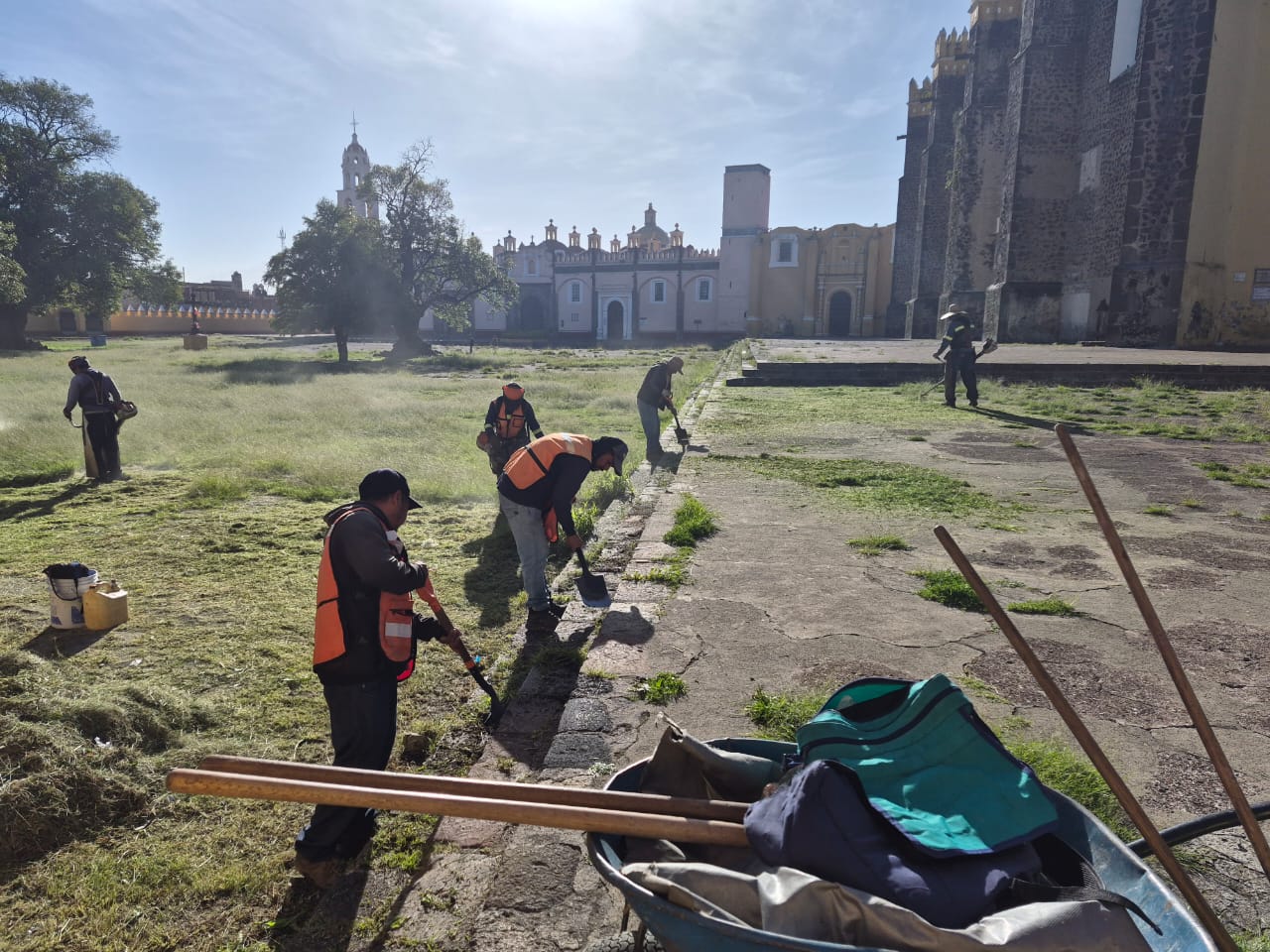 Tonantzin Fernández intensifica labores de mantenimiento en San Pedro Cholula