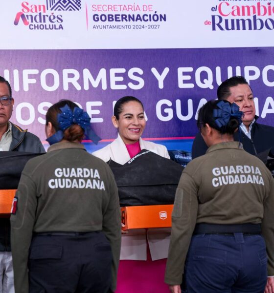 Estrenan uniforme policías ciudadanos de San Andrés Cholula