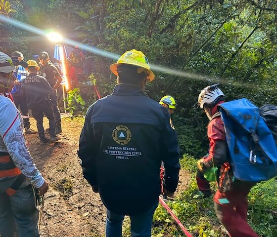 Van dos cuerpos localizados en las Grutas de Chichicazapa