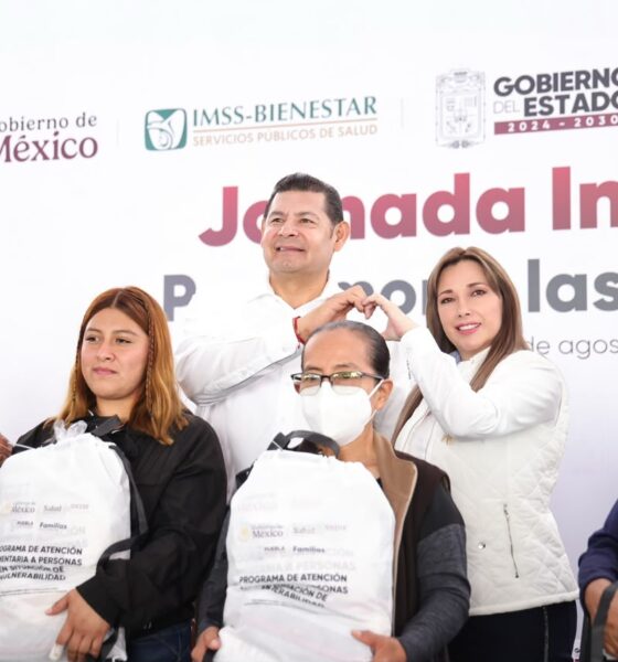 Llevan salud y apoyos a las familias poblanas con jornada integral del SEDIF