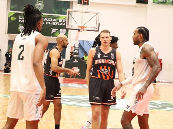 Gobierno del Estado acerca baloncesto profesional a la niñez y juventud poblana