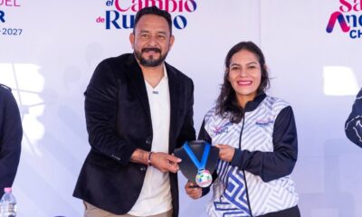 Lupita Cuautle PRESENTÓ playera y medalla de la carrera «Corre por las Juventudes 2026»