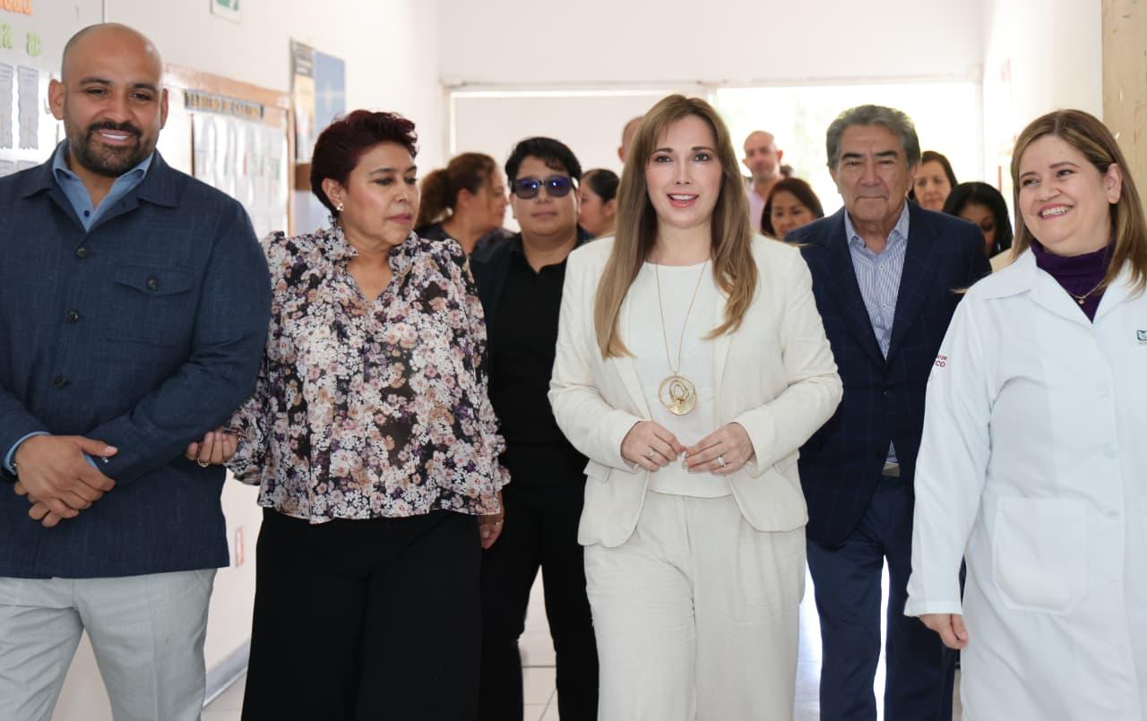 Salud y compromiso: Ceci Arellano entrega insumos al hospital de la niñez poblana