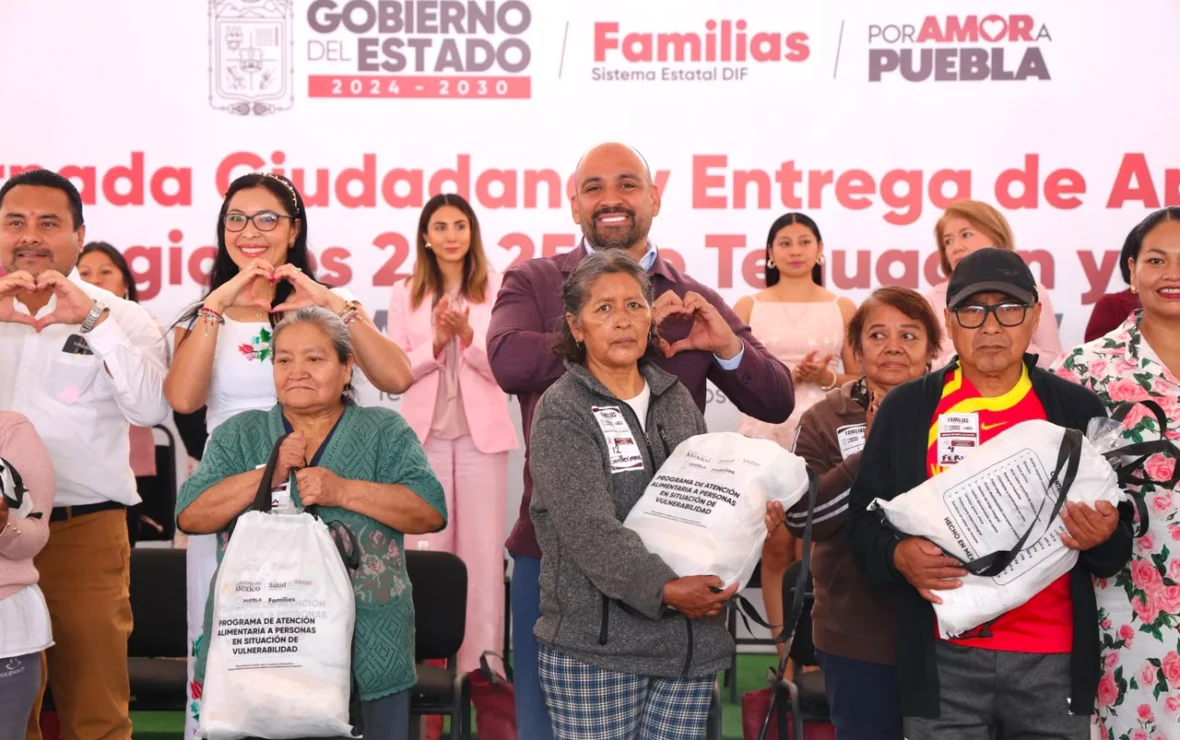 SEDIF FORTALECE ATENCIÓN A FAMILIAS DE LA SIERRA NEGRA CON NUEVOS APOYOS
