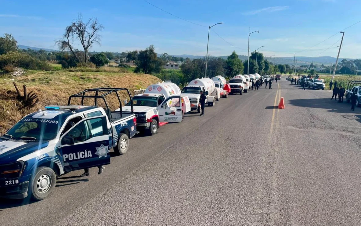 Aseguran 21 mil litros de gas LP y siete pipas en San Salvador el Verde