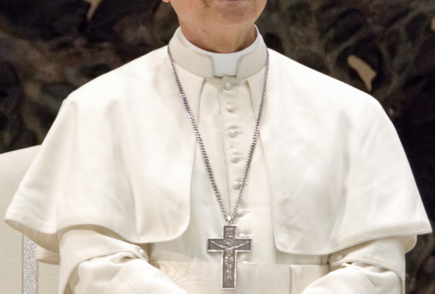 El Papa invita a ver a Cristo en los frágiles para construir una sociedad más humana