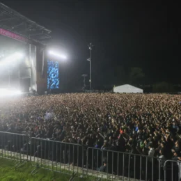 Miles de almas en el Festival Frecuencias, por la paz