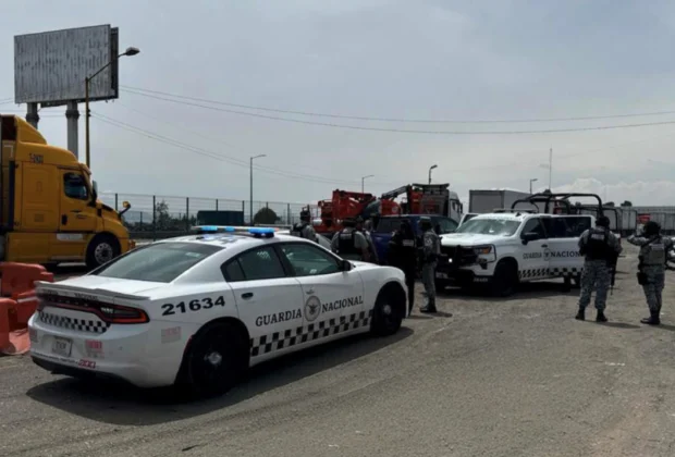 Guardia Nacional y Ejército detienen a dos con vehículo robado en Esperanza