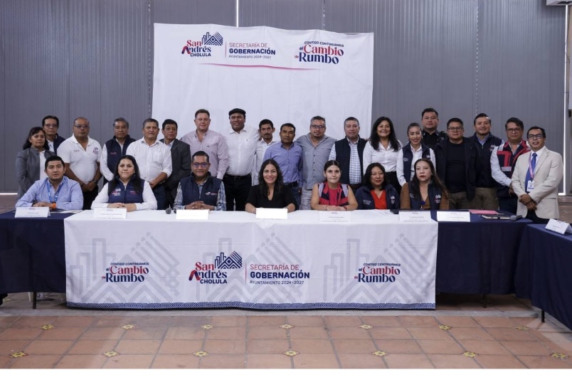Alcaldesa Lupita Cuautle, escuchó necesidades de autoridades auxiliares 