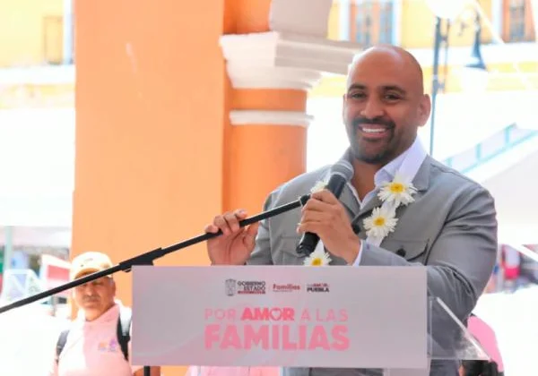 SEDIF acerca apoyos y servicios a las familias de Tlatlauquitepec